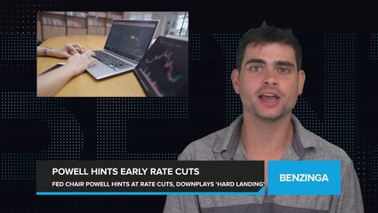 Télécharger la video: Fed Chair Powell Hints That Interest Rates May Be Cut Before Inflation Hits 2%, Says 'Hard Landing' Unlikely for US Economy