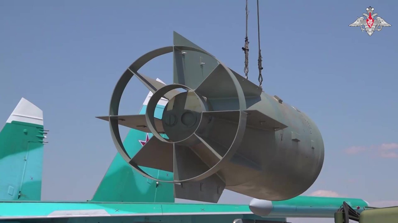 Russland zeigt erstmals Bilder von Drei-Tonnen-Gleitbombe