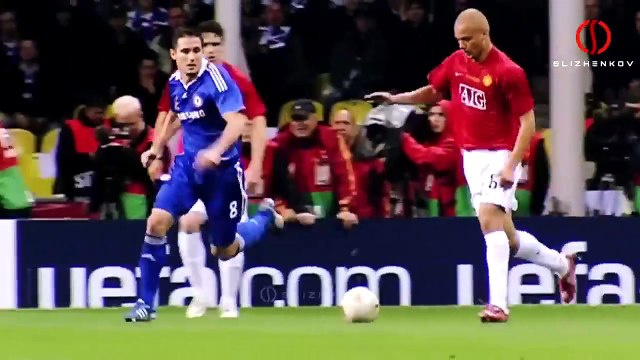 Ronaldinho VS Cristiano Ronaldo ► Splendid Dribbling Skills _ Goals