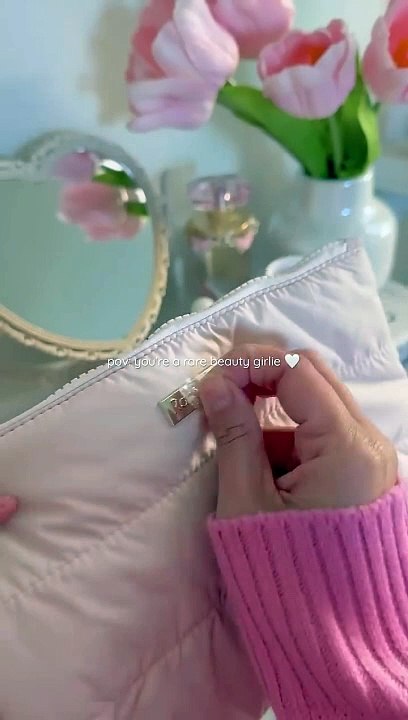 _pack my rare beauty makeup bag with me  #rarebeauty