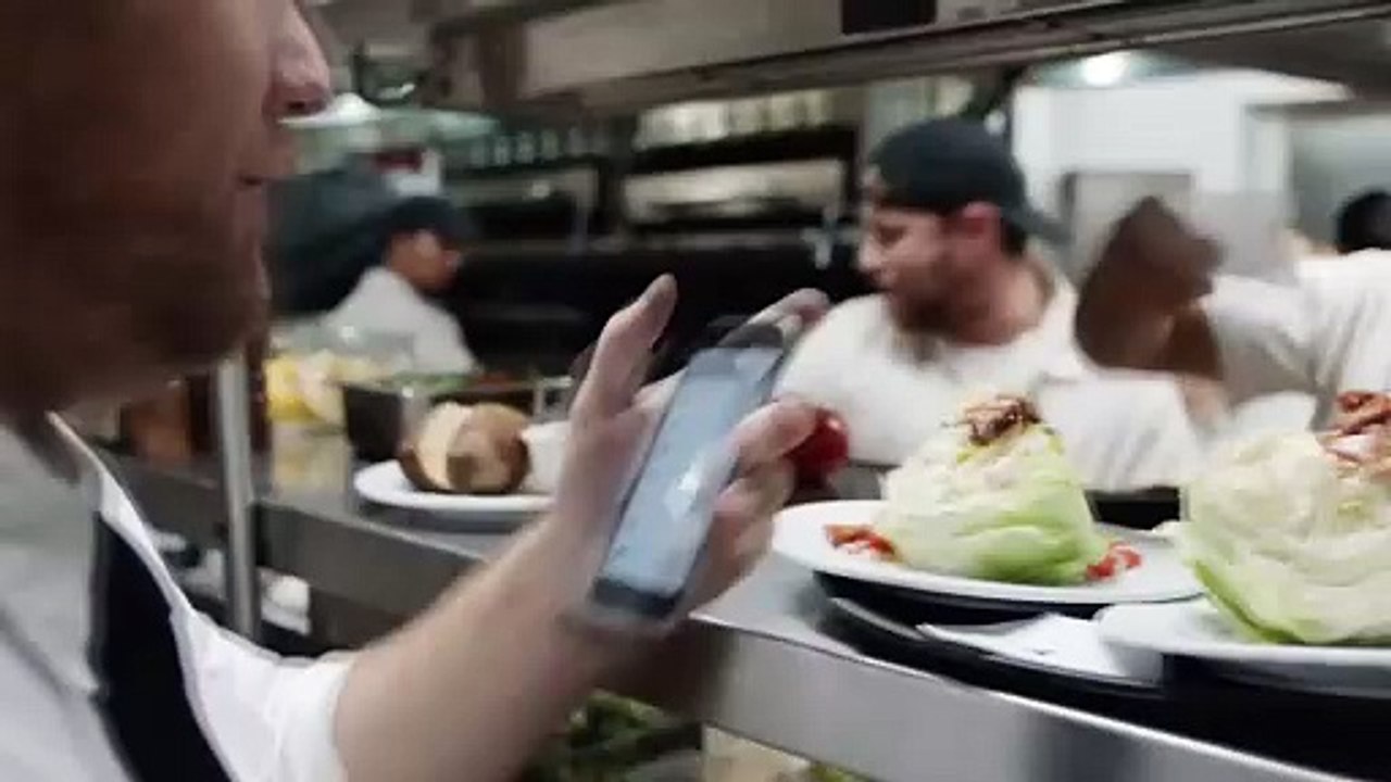 Apple – Introducing iPhone 6S