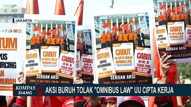 Aksi Demo Buruh Tolak Omnibus Law UU Cipta Kerja di Patung Kuda