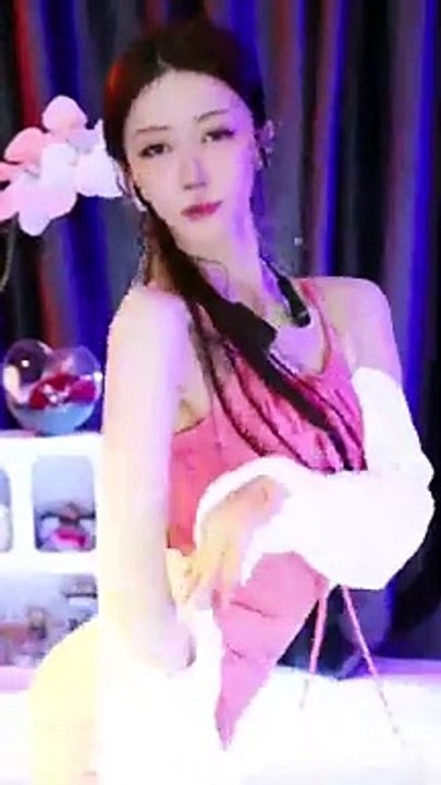 Beauty dancing