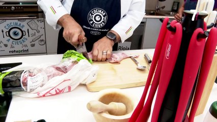 CAZUELAS DE BARRO, ARROZ, HUEVOS CON PIMIENTOS Y LECHE ASADA 17-07