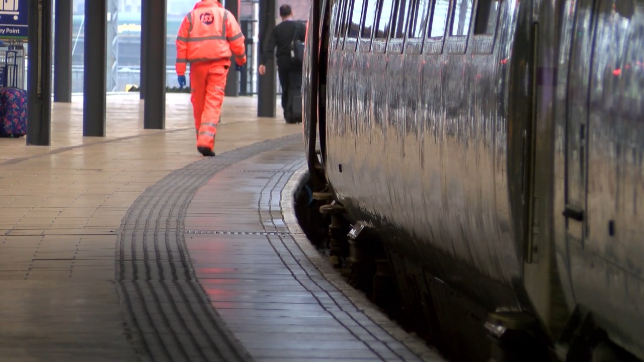 Leeds reflects on nationalising the railways