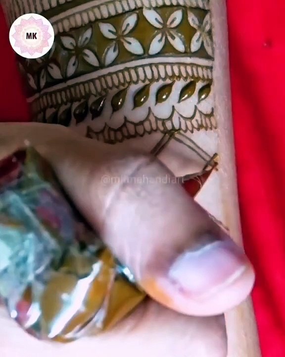 Katrina kaif wedding mehndi design #mehndi #mehndidesign #mehndiart #katrinawedding #fronthandmehndi #bridemehndi #bridalmehndi #weddingmehndidesign #bridalmehndidesigns #bridalmehndiartist #mkmehandiart #mkmehandi