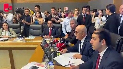 'Katliam yasası' görüşmeleri gerginlikle başladı