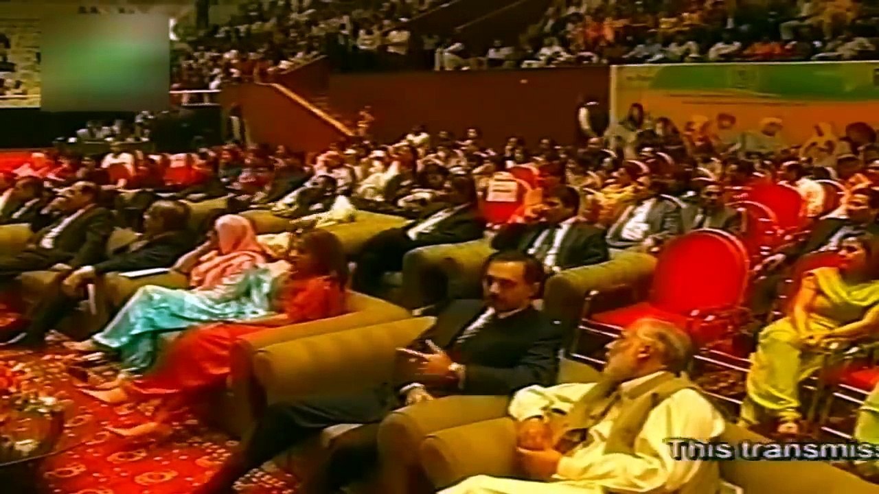 Runa Laila Live In Pakistan - Dil Dharke Main Tumse Yeh Kaisay Kahoon -