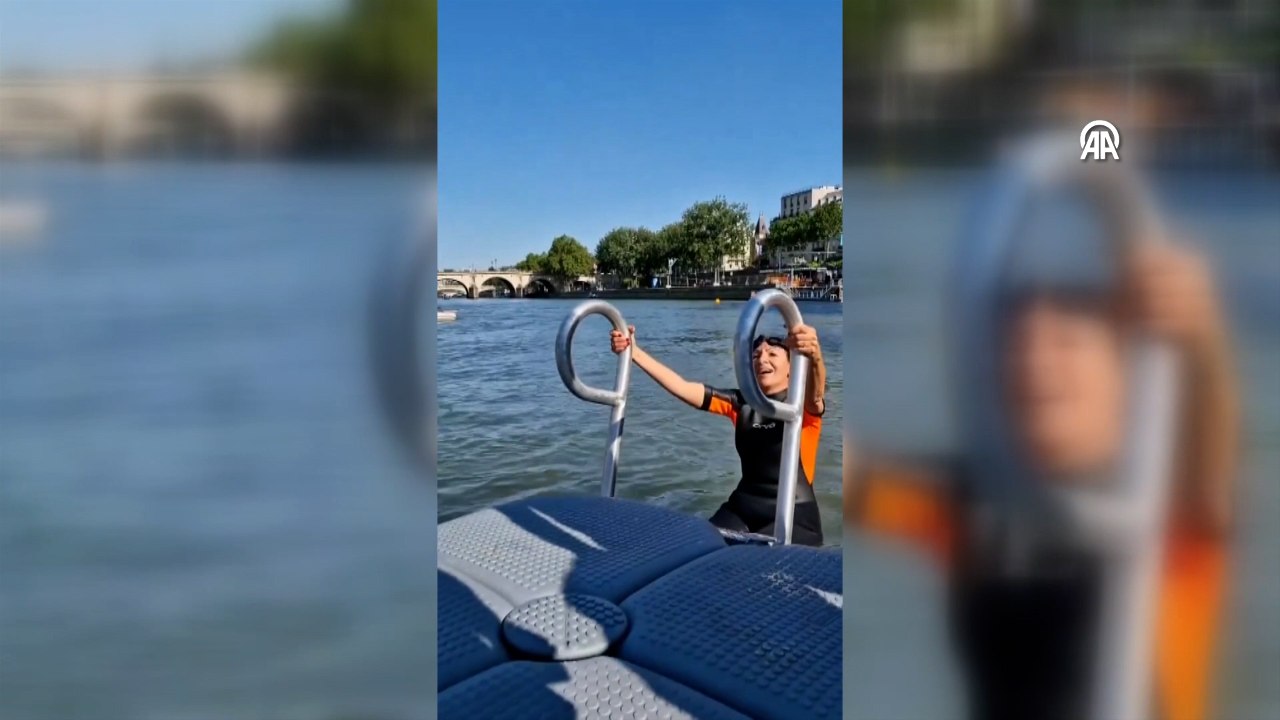 Paris Belediye Başkanı, Sen Nehri'nde yüzdü