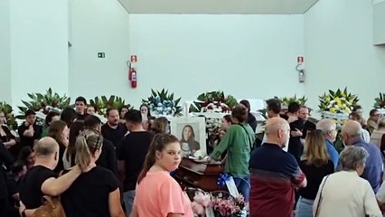 Cascavel se despede dos advogados Sandro e Amanda Dal Bosco em cerimônia emocionante