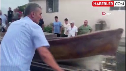 Samsun'da gölde tekne alabora oldu: 2 kişi kayıp