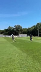 Jorge Jesus surpreende com a sua forma física ao participar num treino de cabeceamento aos 69 anos