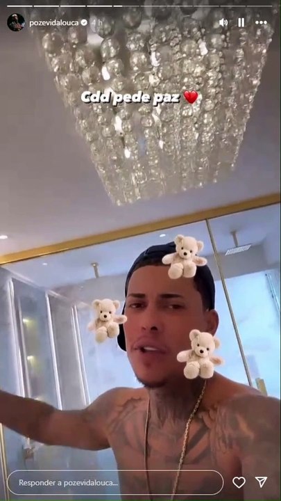 MC Poze se revolta com ação na Cidade de Deus: 'Vocês destruíram a barbearia que eu corto cabelo'