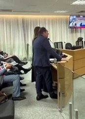 Advogado pede dispensa do uso da beca em sessão no TJBA por mau-cheiro