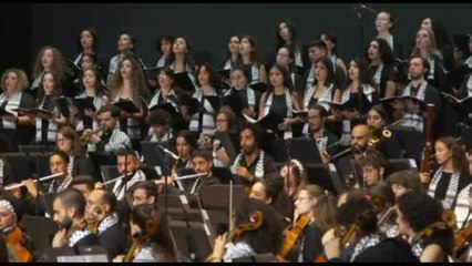 La direttrice Palestine Youth Orchestra: "Suoniamo per la resistenza"
