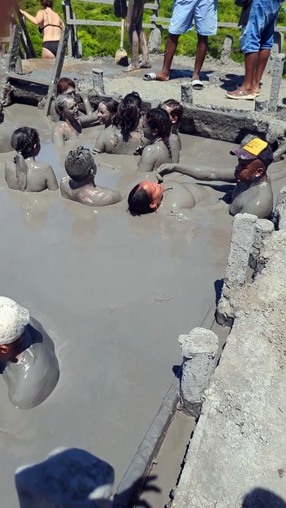 Mud-Volcano-Colombia_79