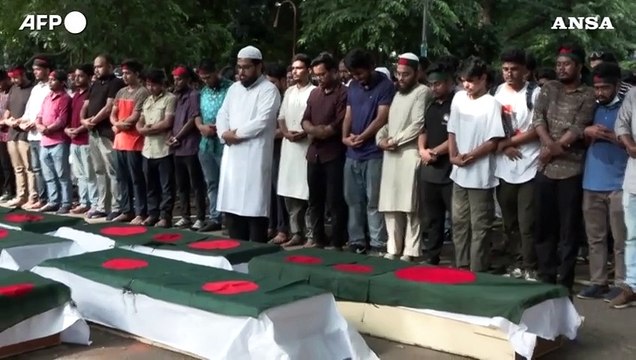 Bangladesh, non si placa la rivolta degli studenti dopo i 6 morti negli scontri