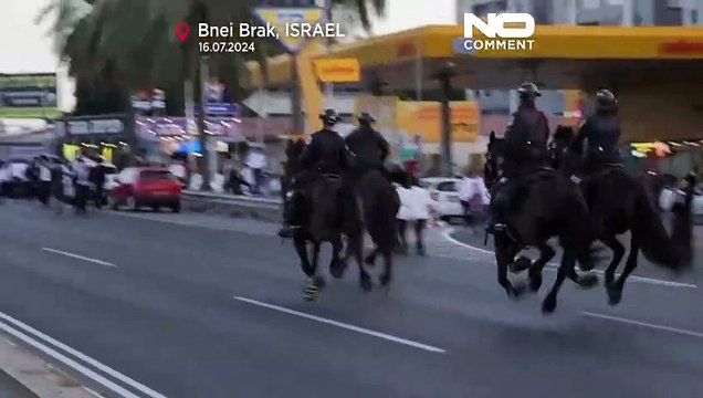 İsrail'de zorunlu askerliğe karşı çıkan ultra-Ortodoks Yahudiler otoyolu kapattı