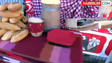 Laz Bakkal, Teleferik Sistemiyle Topladığı Balı Vatandaşlara İkram Etti