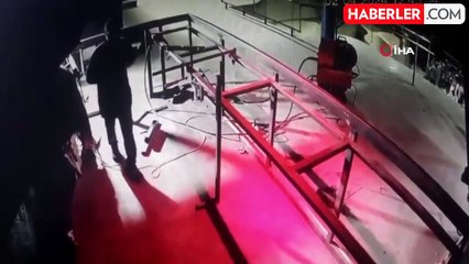İstanbul Gayrettepe'deki Yangınla İlgili Yeni Görüntüler Ortaya Çıktı