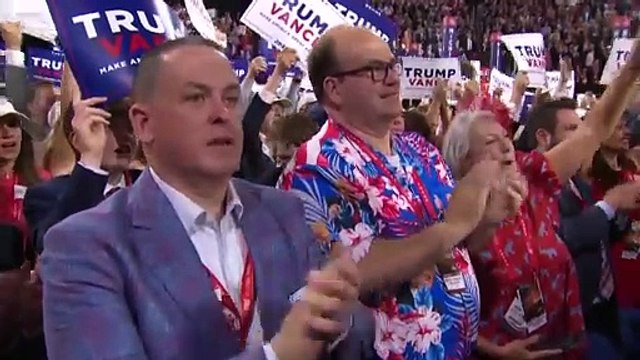 Usa, il discorso di Vance alla convention repubblicana: Con Biden America più povera e debole