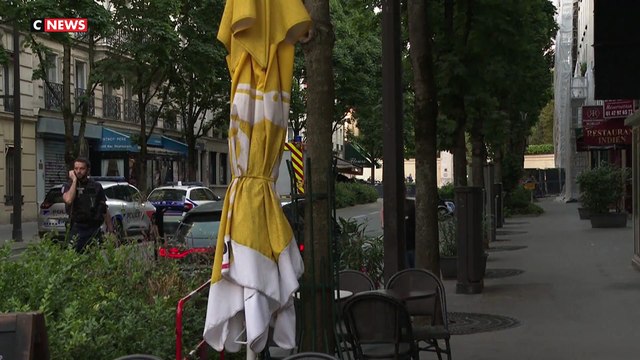 Une voiture a percuté mercredi la terrasse d'un café du XXe arrondissement de Paris, faisant un mort et six blessés