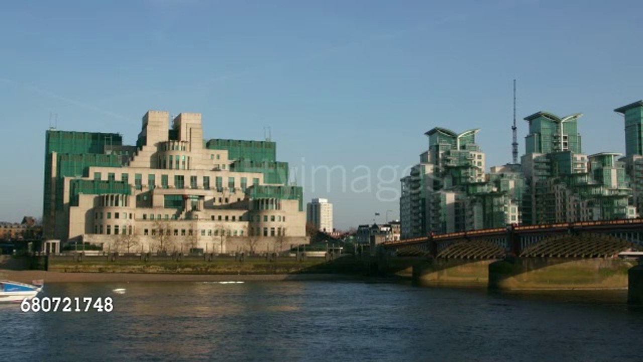 MI6 SPY HEADQUARTERS IN LONDON