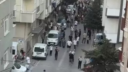 Esenyurt’ta sokakta silahlı saldırıya uğrayan 18 yaşındaki Emre hayatını kaybetti