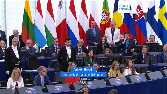 Ursula von der Leyen reeleita presidente da Comissão Europeia por larga maioria