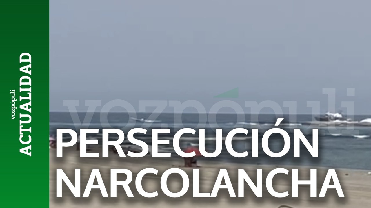 Persecución de la Guardia Civil a una narcolancha en Almería