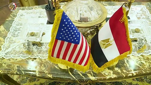 القائد العام للقوات المسلحة وزير الدفاع والإنتاج الحربى يلتقى قائد القيادة المركزية الأمريكية