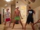 Video Trois mecs qui danse sur de la techno -_-"