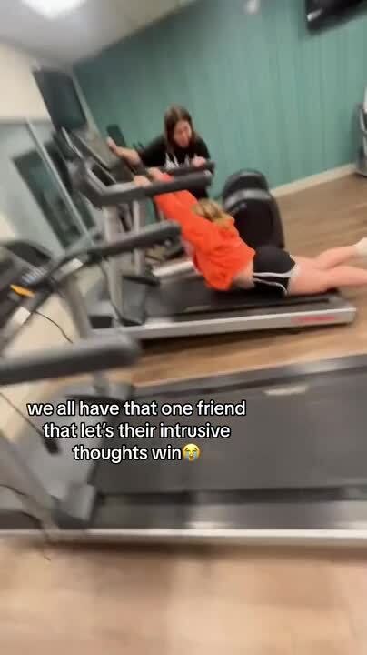 Woman Attempting to Run on Inclined Treadmill at 12mph Falls Hilariously