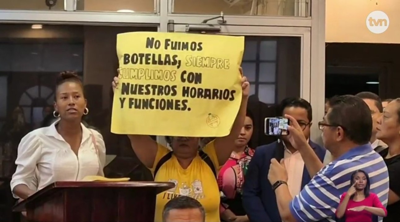 Se caldean los ánimos en el Consejo Municipal de Arraiján, exfuncionarios exigen pago de días trabajados