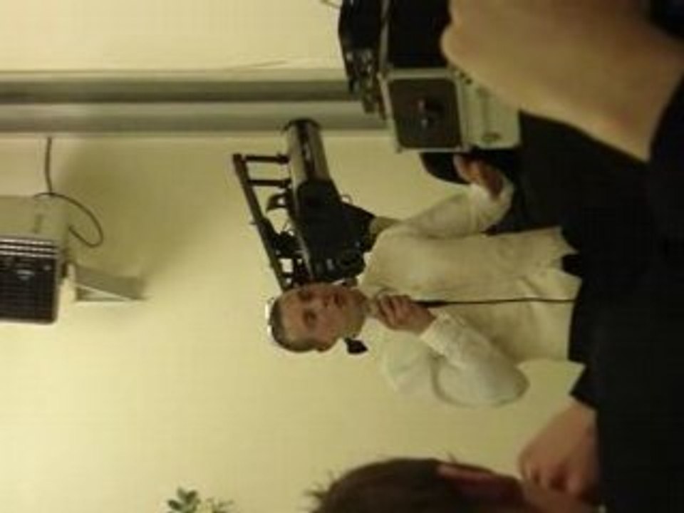 Petit jeu lors du repas avec Greg [ Mélanie ]