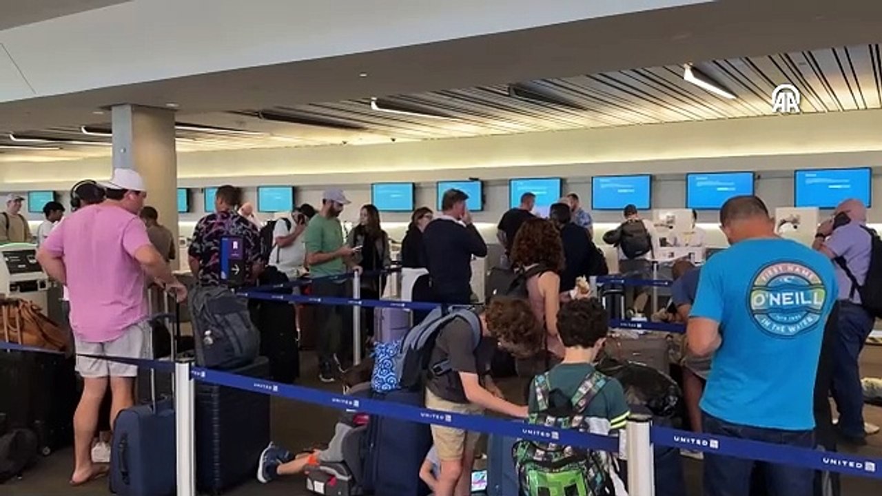 Küresel iletişim kesintisi, Asya'dan Amerika'ya birçok ülkede hayatı olumsuz etkiledi