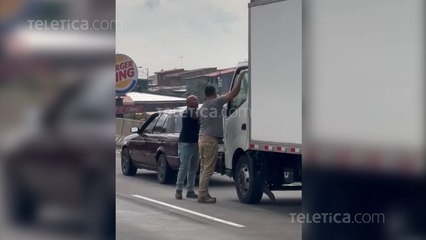 tn7-Chofer de camión es atacado por dos hombres en Circunvalación-180724