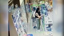 Amostradinha! câmera registra mulher furtando produtos de perfumaria em farmácia
