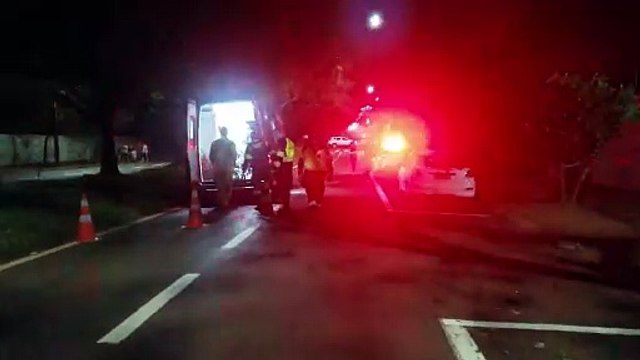 Homem fica em estado grave após cair de patinete na Rua Manaus