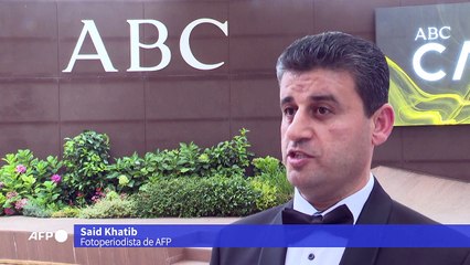 El fotoperiodista de la AFP Said Khatib recibió prestigioso premio en España