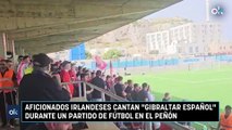 Aficionados irlandeses cantan 