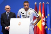 Mercato : Mbappé au Real Madrid, toutes les images de folie !