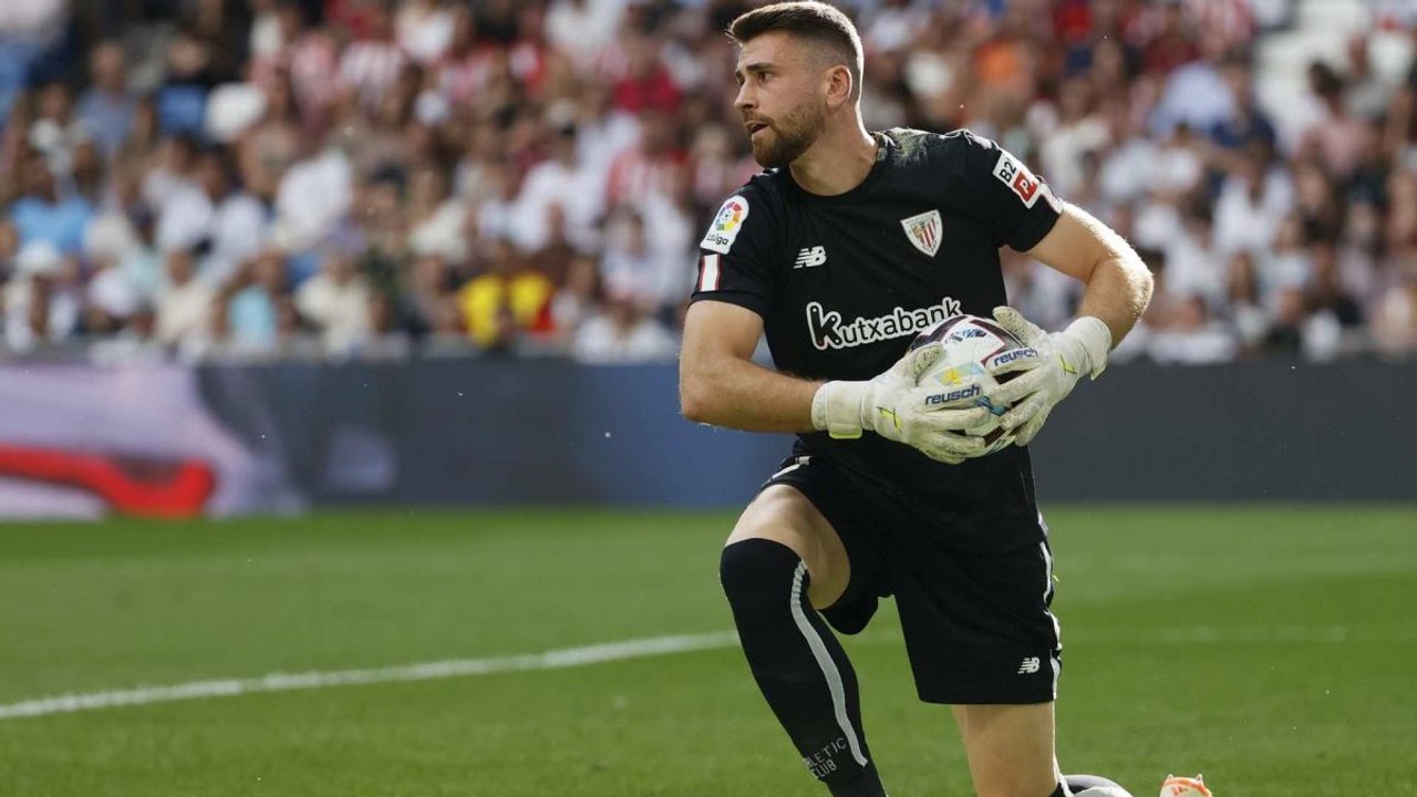 Athletic : Unai Simón éloigné des terrains pour une durée de quatre à cinq mois !