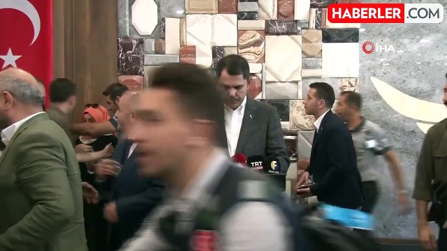 Bakan Murat Kurum: 2025 yılına geldiğimizde deprem bölgesi 11 ilde evine girmeyen afetzede vatandaş kalmayacak