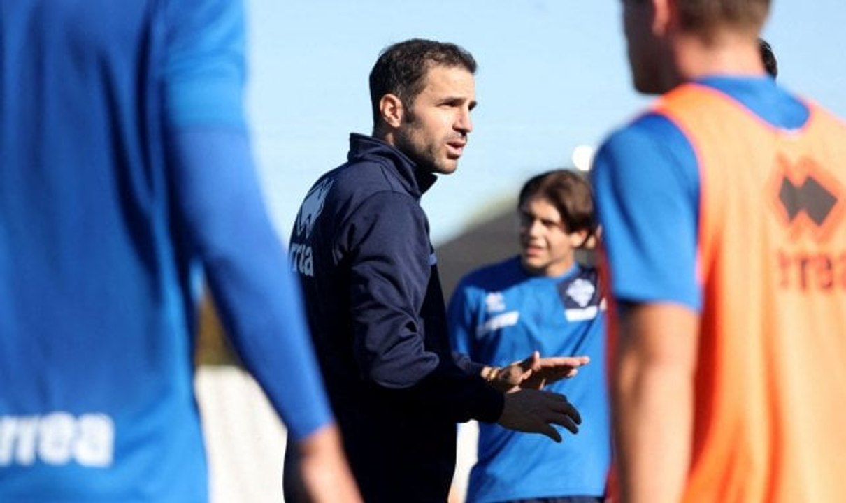Côme : Cesc Fabregas prend les rênes de l'équipe en tant qu'entraîneur principal