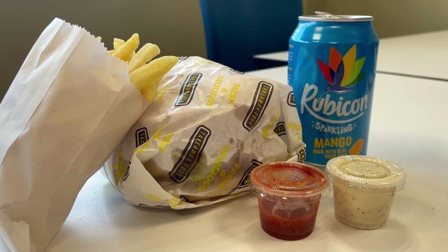 LP Eats The Burger Hut review