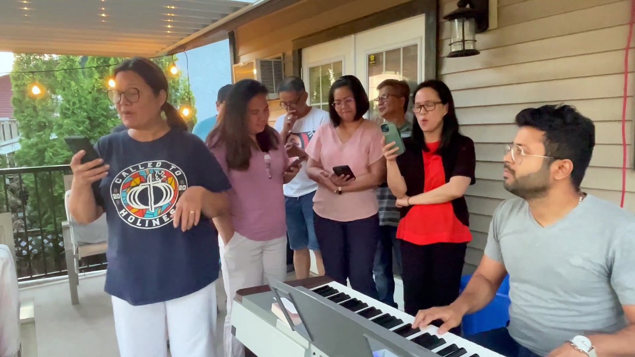 Jamming with the Filipino choir on Mama Mia by ABBA