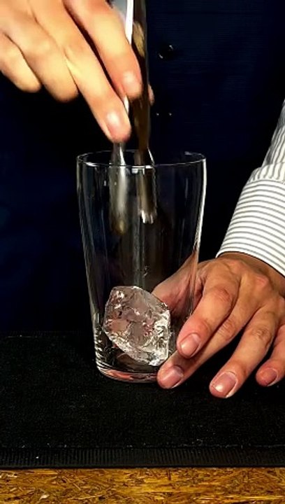 Cassis Orange: A Refreshing Cocktail Recommended for Women