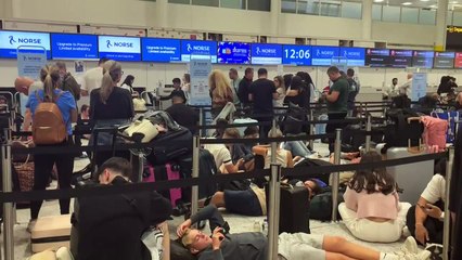 Airports in chaos following global IT outage