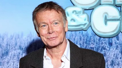 GALA VIDEO - “Je devenais chauve” : Franck Dubosc révèle s’être fait poser des implants capillaires